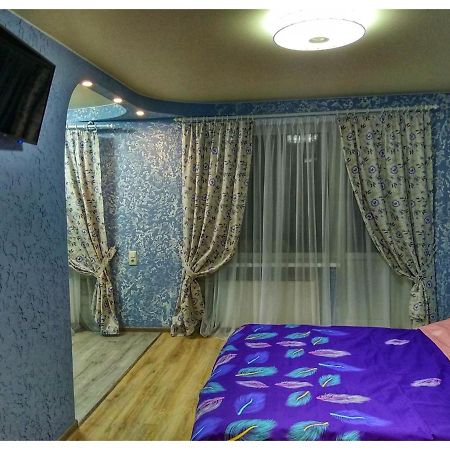 2Х Кімнатна Квартира На Вулиці Лесі Українки Uzyn Exterior photo